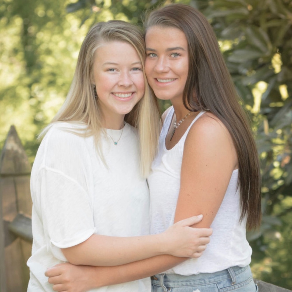 Meet your Posher, Lucy